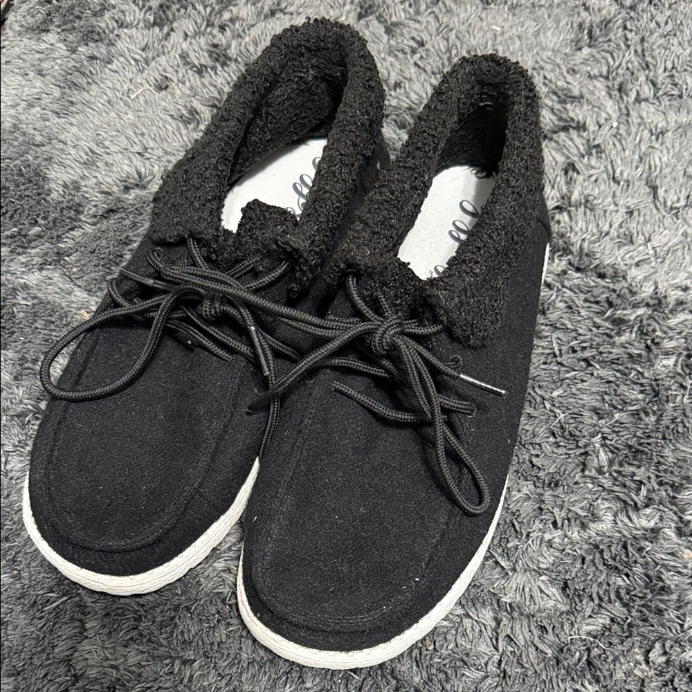 Gypsy Jazz Black Cozy Lined Shoes